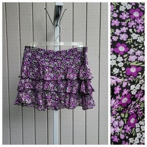 Tiered Ruffle Floral Mini Skirt black, purple, white flowers EUC Medium